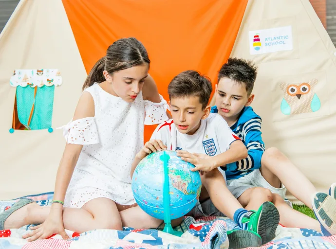 Заняття в класі Atlantic School