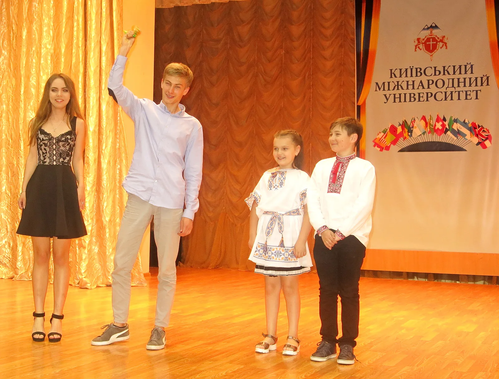 Ліцеїсти КиМУ під час занять